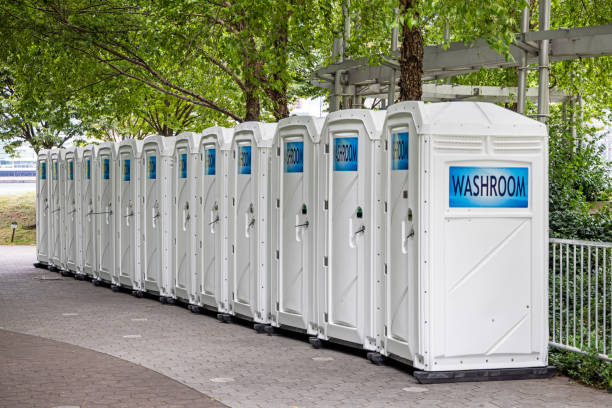 Best Porta potty delivery and setup  in West Milwaukee, WI